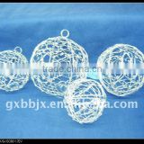 Creamywhite iron decorative customize balls set of four