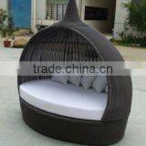 Hot Sale Outdoor Furniture Using Eco-friendly Anti-skidding Wicker Rattan Beach Daybed Chaise Lounge thumbnail-1