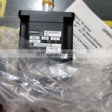 Original Packing High Speed Stepper Servo and Drive R88M-UE40030V-S1 AC 220v Servo Motor Controller thumbnail-2