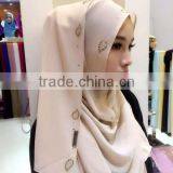 Factory Direct Sales of the New Muslim Scarf Hui Chiffon Long Paragraph Hot Drill Pure Color Convenient Paragraph Head Scarf thumbnail-6