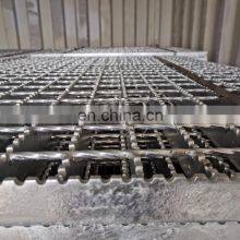 Serrated Steel Bar Grating thumbnail-5
