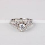 China Manufacturer Custom 925 Sterling Silver Wedding Ring Set Silver Chromium Plating thumbnail-2