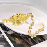 Fashion Jewelry Gold Model Christmas Custom Keith Richards Handcuff Bracelet thumbnail-3