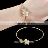 Fashion Women Bracelet Flower Crystal Gold Plated Cuff Bangle Charm Jewelry Gift thumbnail-1