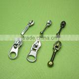 Low Price Antique Brass Close End #4 YG Slider Metal Zipper With Semi Auto Lock Slider Jeans Zipper thumbnail-3