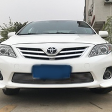 The Toyota Corolla Car Wraps Around the Front and Rear Hem of the 12-model Carora, While the Carora Looks Like a Seven-piece Collision-proof Strip thumbnail-4