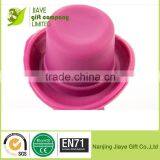 Fancy Silicone Hat Wine Bottle Stopper thumbnail-4