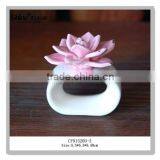 White Ceramic Napkin Ring With Flower Shpae Napkin Holder thumbnail-3