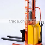 2016 China supplier cheap Manual Stacker 3T Semi Electric Pallet stacker