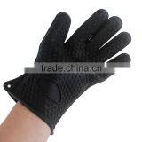 18 Inch Stainless Steel Grill Clean Brush With Bonus Silicone Glove and Food Service Tongs Set Popular Barbecue Tool Set thumbnail-2