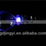 2014 Dongguan New Fanshion Acrylic Wine Stopper With Color Changing LED thumbnail-3