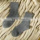 Zm33450a Cheap Wholesale Korean Style Retro Pure Color Winter Socks for Women thumbnail-4