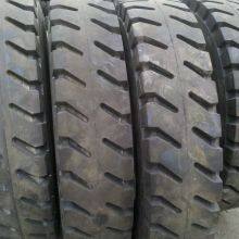 Шины с твердым протектором. Технические шины с твердым протектором Solid tyre 1200-24 для погрузчиков. Шины с твердым сердечником thumbnail-1