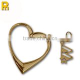 2014 hot sell gifts items heart shape bag hanger