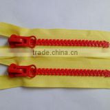 8# plastic resin zipper close end zipper thumb puller auto-lock zipper slider garment zipper