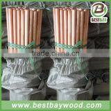Varnish Painted Wooden Rake Handle Made in China thumbnail-5