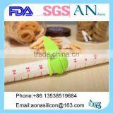 Dongguan Factory Lovely Leaf Bone Silicone Charm Bobbin Winder thumbnail-1
