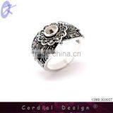 Classic Vintage Flower Acryl Diamond Rhinestone Antique Silver Finger Rings thumbnail-1