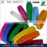 Wholesale Cheap Custom Silicone Bracelet Fashion Designs Reusable Waterproof Silicone Rubber Bracelet/wristband/bangle thumbnail-2