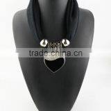 2016 Black Enamel Heart Charm Pendant Long Scarves Solid Black Costume Long Scarves Diy Custom Black Pendant Scarves thumbnail-3