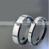 2016 Newest Design High Polished Cool Simple Stainless Steel Wedding Band Ring for Lover thumbnail-2