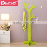 Hot Sale Wooden DIY Coat Rack Stand Eco-friendly Home Furniture Clothes Hanging Tree Shaped Coat Rack Wholesale Tree Coat Rack thumbnail-3