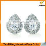 Double Lip Edge Water Droplets Shape Inlay Zircon Stud Earrings thumbnail-4