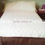 Factory Price Durable 100% Cotton Mattress Cover Quiting Mattress Corner Protector thumbnail-3