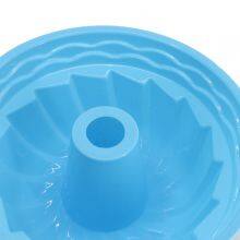 Eco-friendly Silicone Baking Cake Mold Reusable Fluted Bread Mold Durable Silicone Bundt Cake Pan thumbnail-4