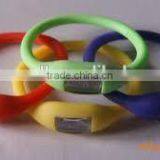 2014 New Product Wholesale Usb Flash Drive fm Transmitter Free Samples Made in China thumbnail-1