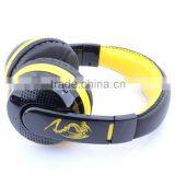 Latest Hi-Fi Sound Bluetooth Headphones With SD Card thumbnail-2