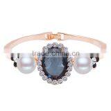 Girls Fashion Alloy Metal Bangle Center Luxury Big Nature Stone Side Black Painted Small Flower Pearl Bangle Bracelets Jewelry thumbnail-3