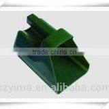 Enclosed Horse Feed Scoop thumbnail-1