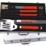 4pcs SS Handle With Rubber Sparyed Bbq Set in Delux Case