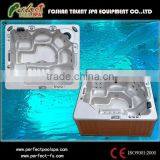 Backyard Equipment / Spas and Hot Tubs