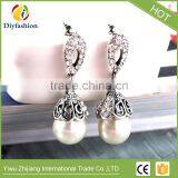 Fashion Diamond Pearl Drop Shape Earring for Women thumbnail-5