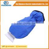 Auto Accessories Mitt Ice Scraper thumbnail-1