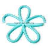 Supply Creative Fashion Plum-shaped Insulation Pad / Bowl and Disc Pad / Cup Mat thumbnail-1