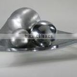 Tabletop Metal Fruit Bowl in Try Angle Shape