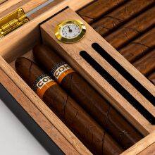 Luxury Portable Cigar Box Cedar Solid Wood Moisturizing Box High-grade Household Cigar Storage Wooden Cigarette Box thumbnail-4