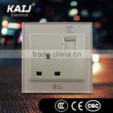 Wall Mounted British Standard 3 Pin Wall Socket With Network Outlet