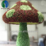 Большая зеленая искусственная травяная грибная топиария