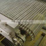 Mesh belt conveyor machine