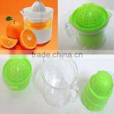 Plastic Handle Juicer Fruit Juicer thumbnail-1