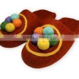 Best Selling Fashionable Eco-friendly Felt Slippers thumbnail-1