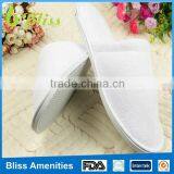 N178 White Comfortable Hotel Disposable Slipper Fits All Size White & Yellow Color thumbnail-3