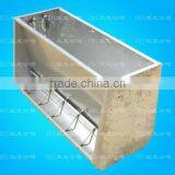 Pig Stainless Steel Single Sided Feeder thumbnail-4