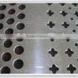 Punching Hole Wire Mesh thumbnail-1