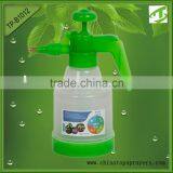 1 Litre Plastic Gardening Pressure Sprayer thumbnail-1
