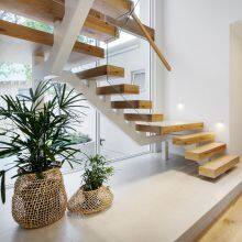 Australia Standard Solid Wood Staircase Glass Railing U-Shape Straight Staircase Designs